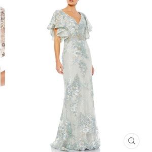 Brand new - never worn, with tags! Size 6